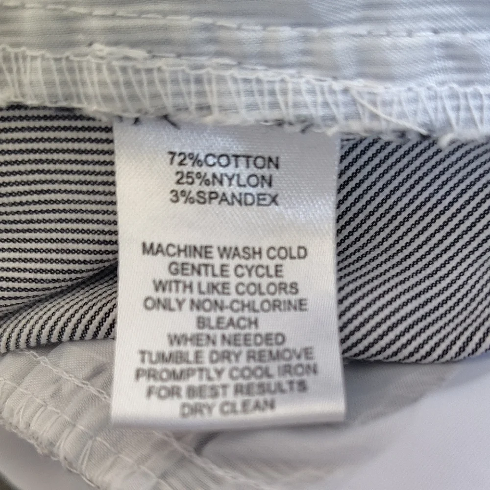 Calcin Klein Women's Classic Pinstripe Business Casual Pant Size 2